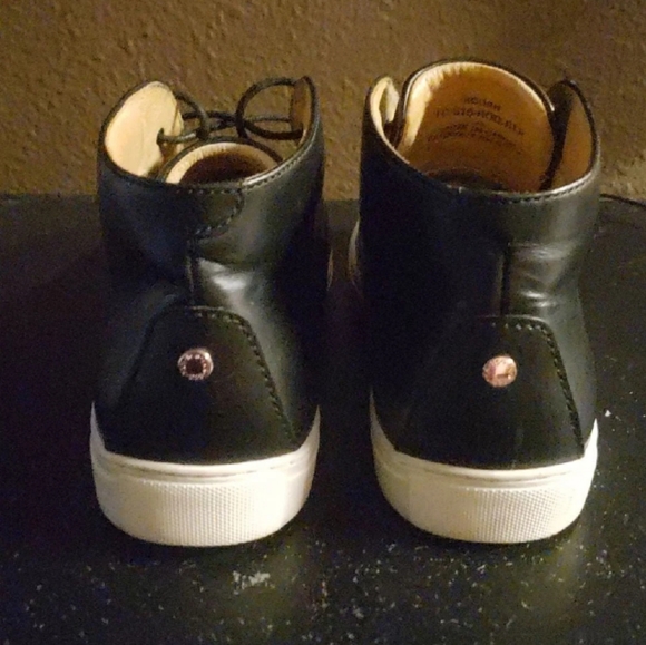 TCG Men Black Leather high top sneakers - Picture 4 of 4